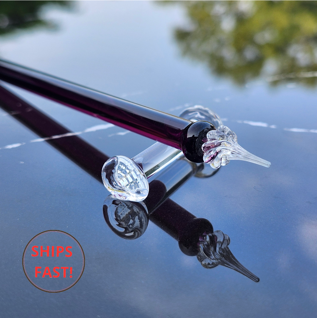 Close-up of fine tip and collar detailing on the claret pen for calligraphy use