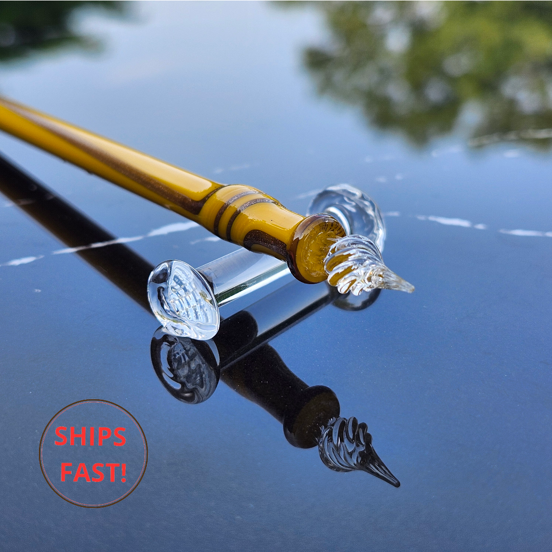 Handmade white glass dip pen Oriel from Luxury Series with golden shimmer.