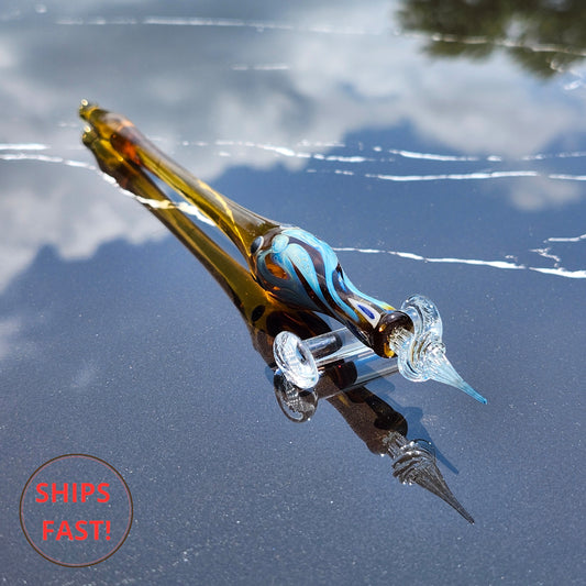 Helios pen set with shimmering silver-gold cleaning orb