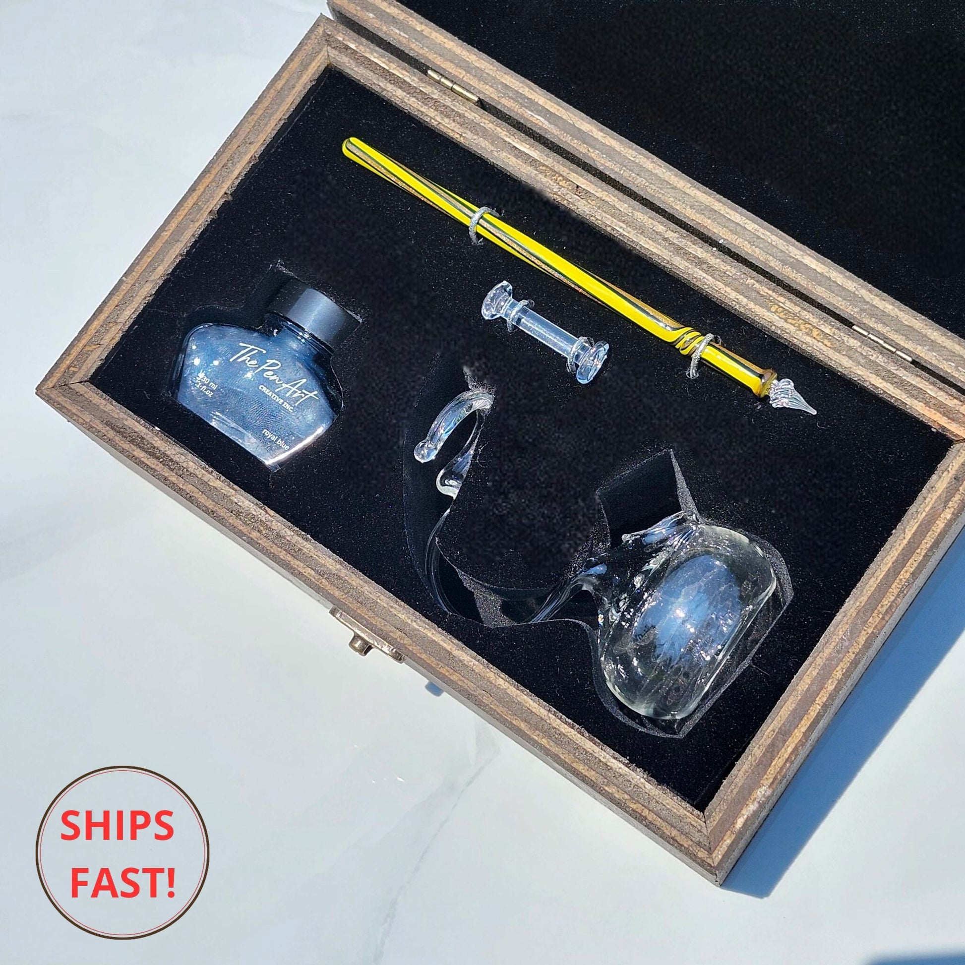 Bold and confident Volt dip pen set crafted with aventurine shimmer for artistic expression