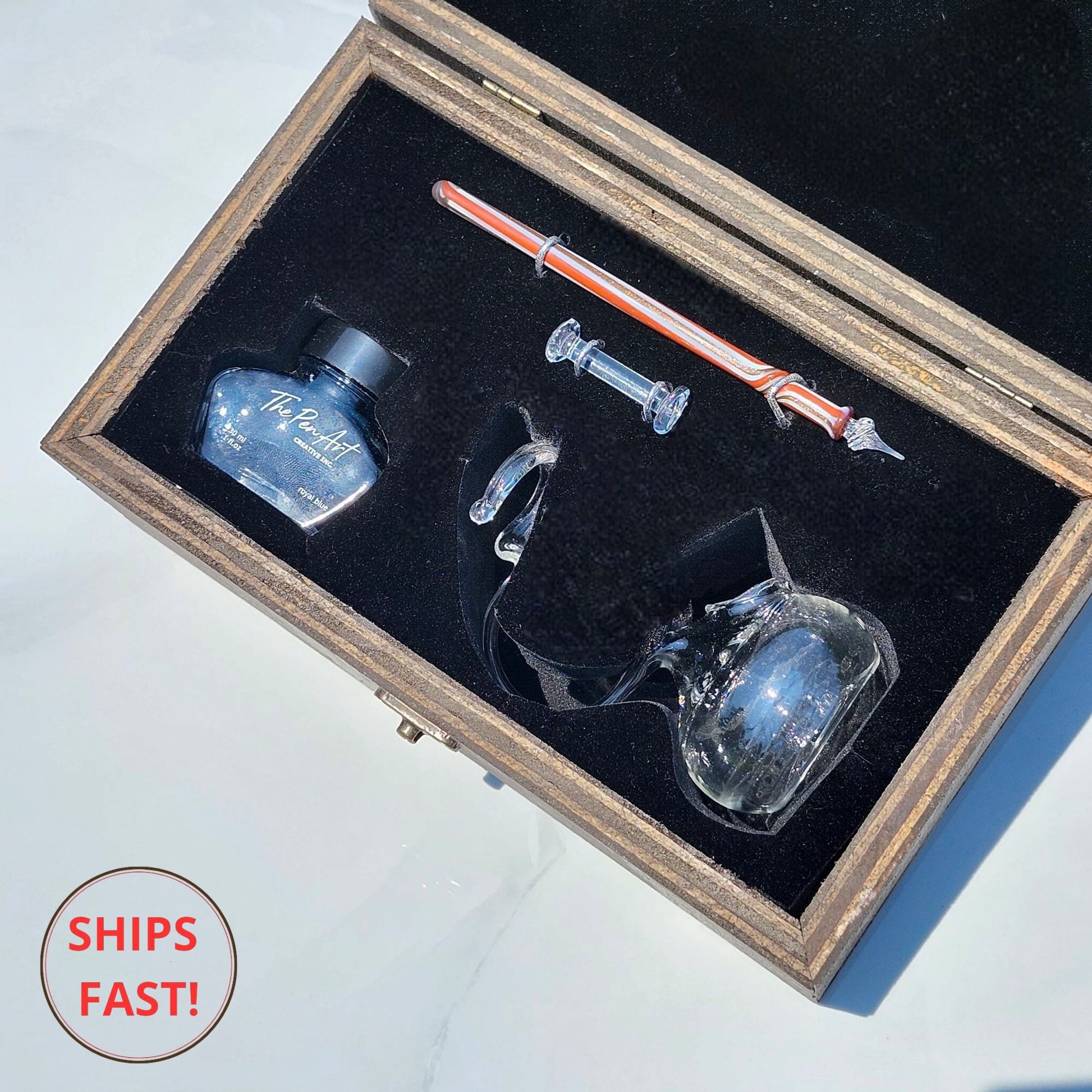 Luxury handcrafted Isareth pen set with red and white stripes and aventurine shimmer